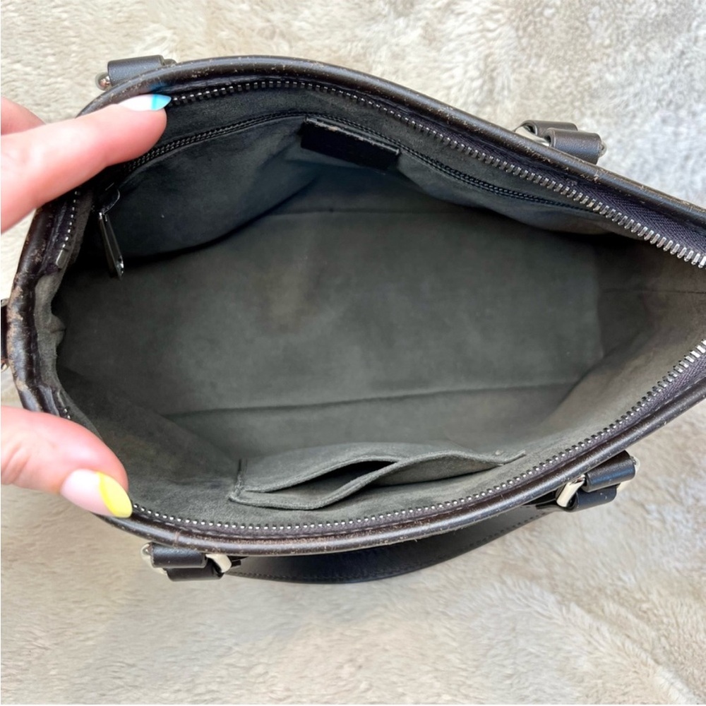 Gucci Monogram Supreme Coated Canvas Convertible Zip Tote - Picture 16 of 17